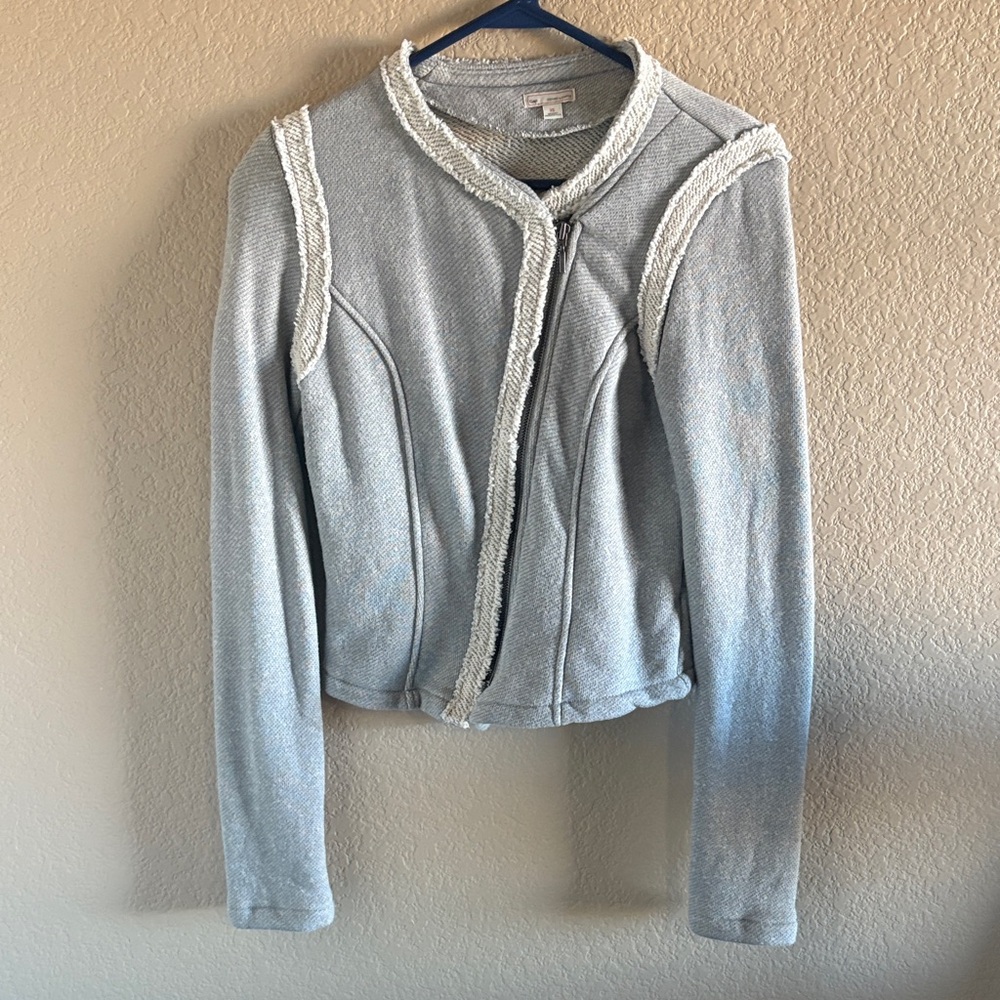 GAP Light Gray Zip Up Crew Neck Sweater